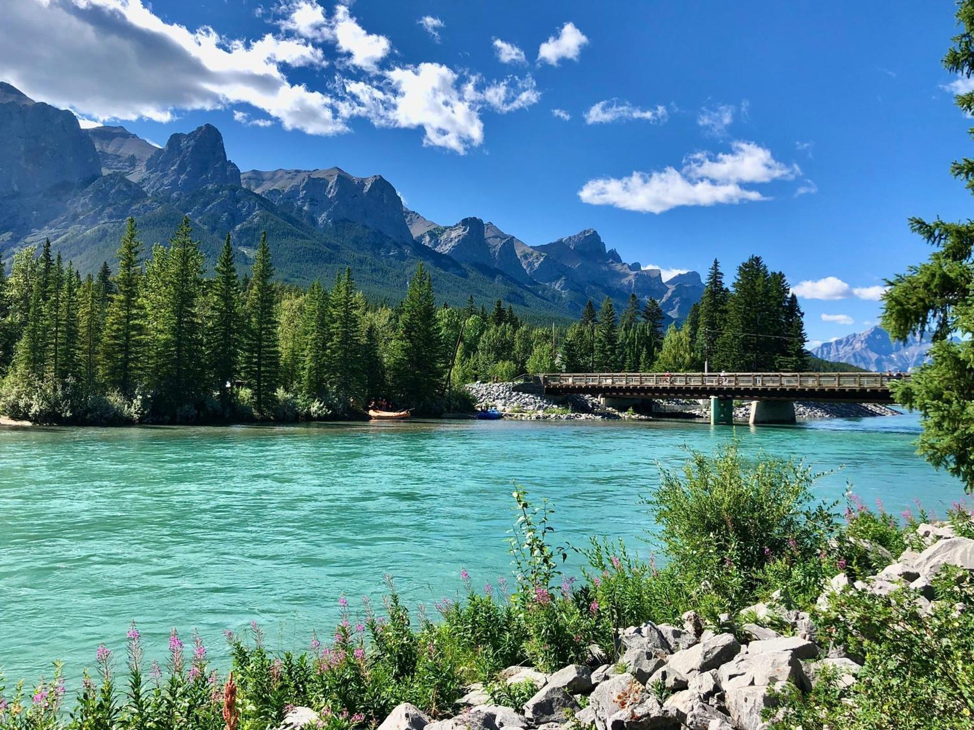 Cascade Penthouse By Canadian Rockies Vacation Rentals Canmore Exterior photo